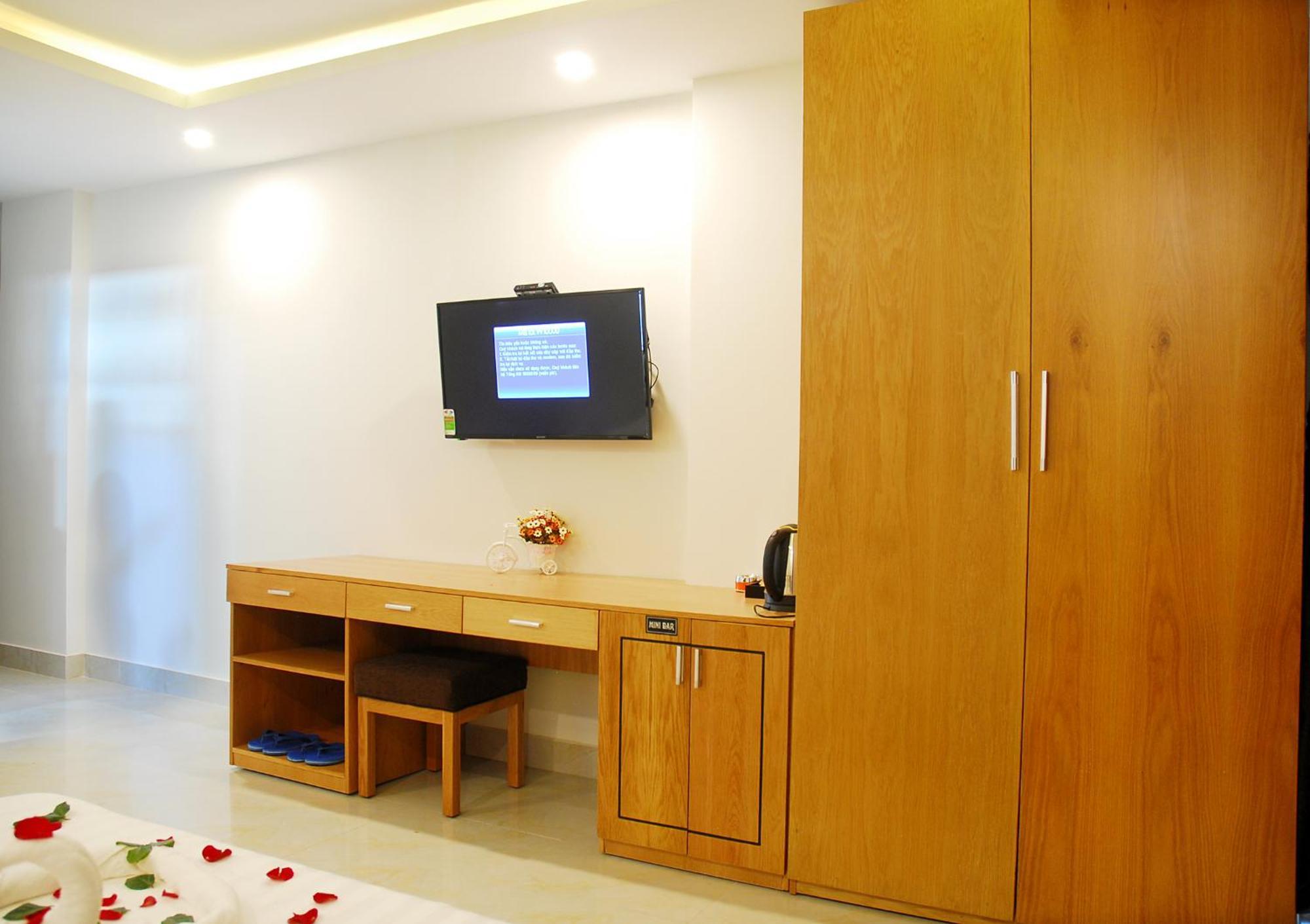 Trang Ngan Hotel Da Nang Bagian luar foto