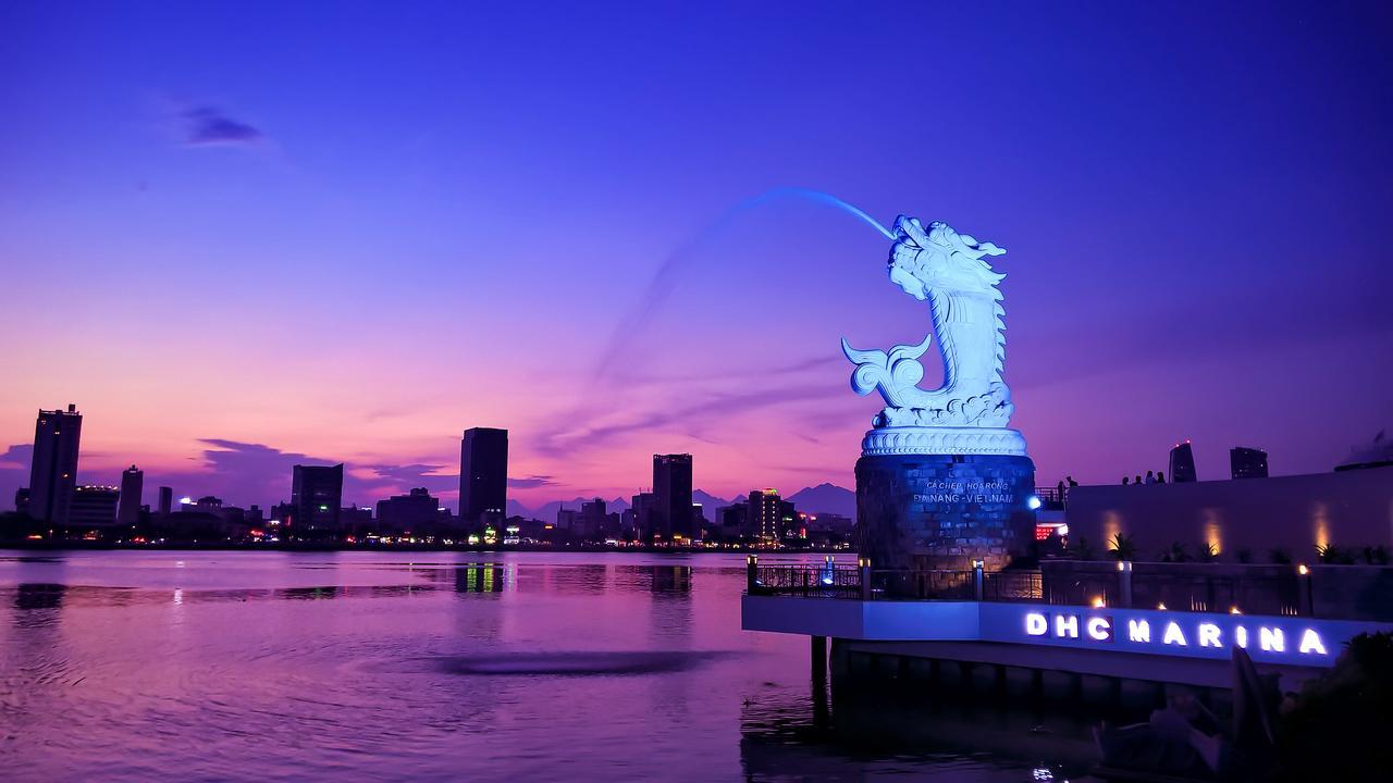 Trang Ngan Hotel Da Nang Bagian luar foto